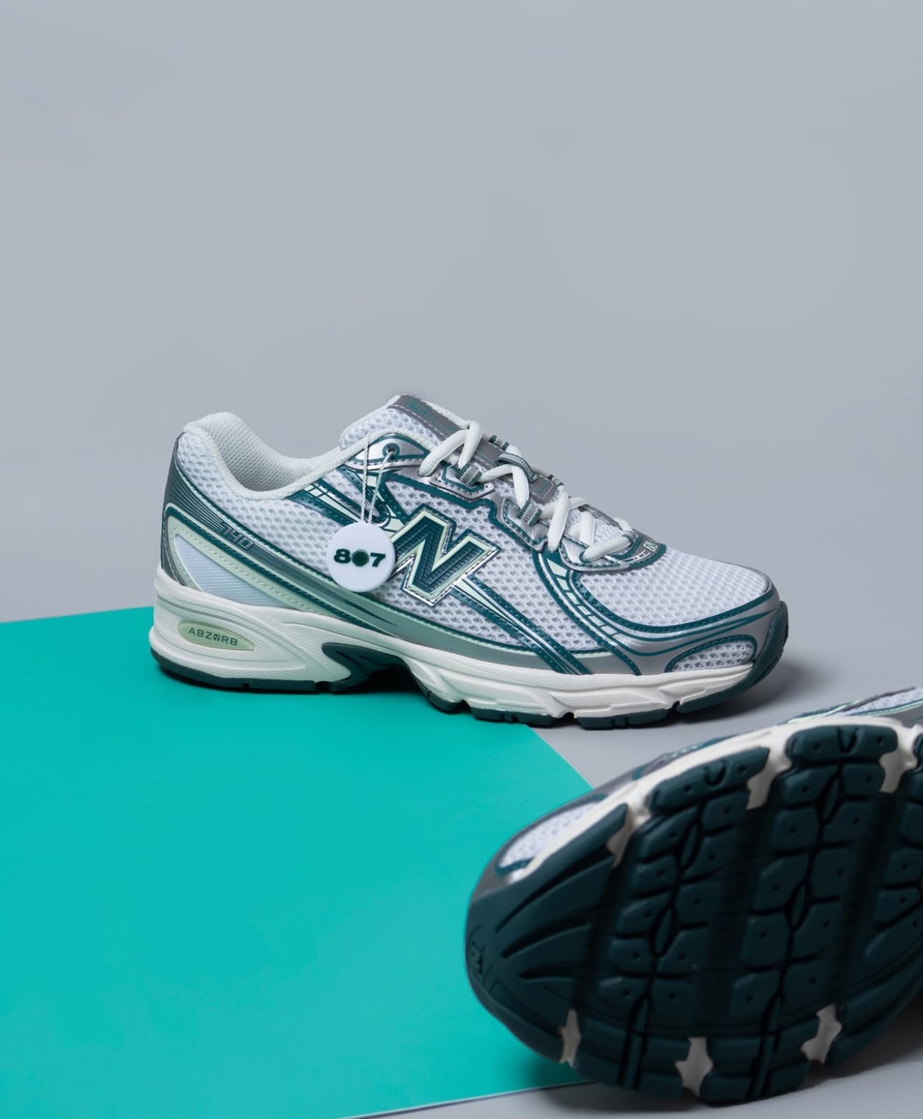 NB Balance 740v2 White Marsh Green