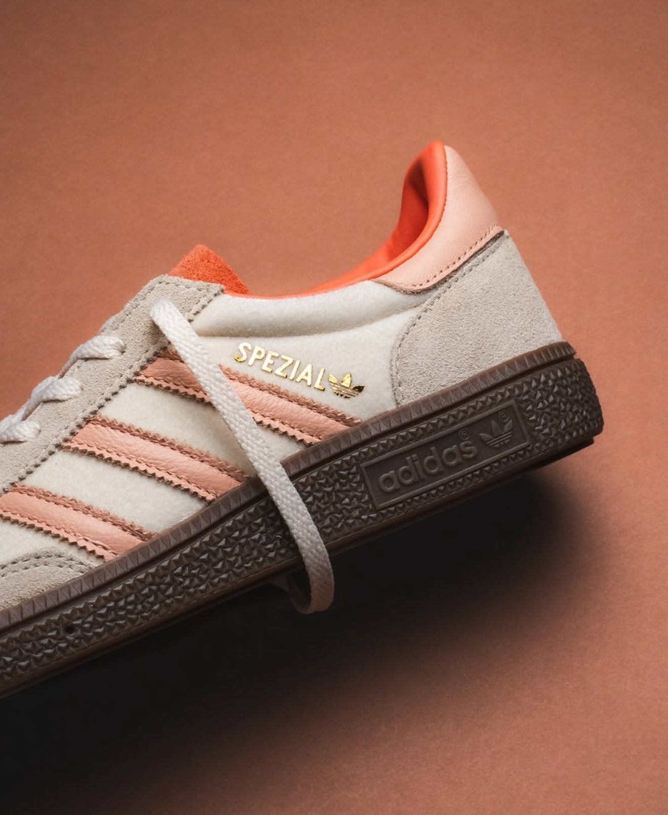 WMNs Handball Spezial Cream White Coral Velvet
