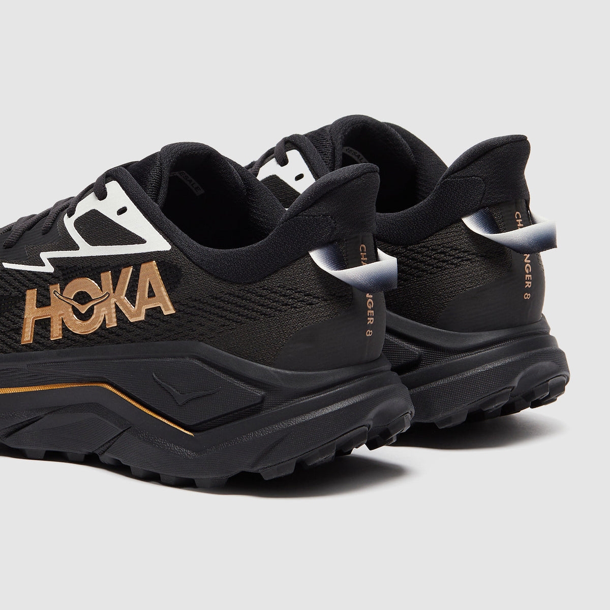 Hoka One One Challenger ATR 8 Koshi Tan - Tan Black/Gold