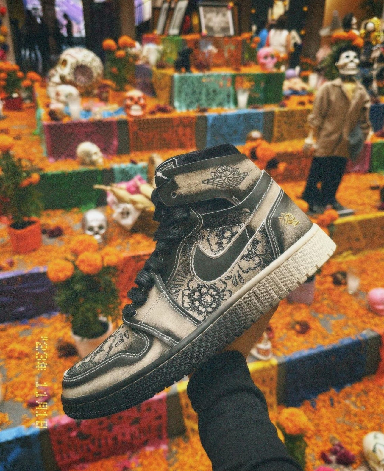 Air Jordan 1 Zoom CMFT 2 “ Dia De Muertos “ Familia
