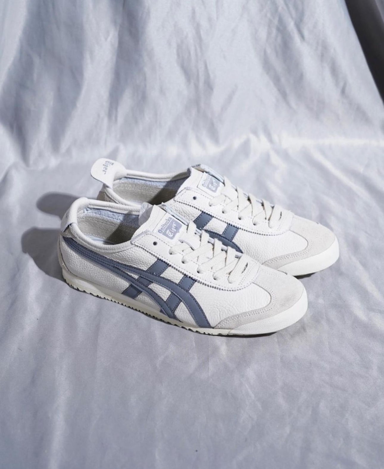 WMNs Onitsuka Tiger Mexico 66 Beige Grey