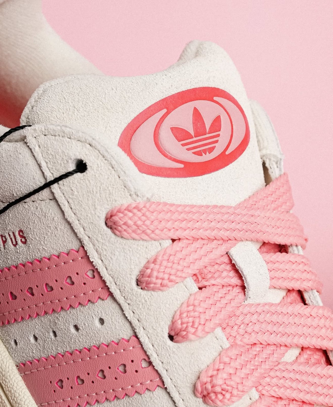 WMNs Campus 00s Valentine's Day