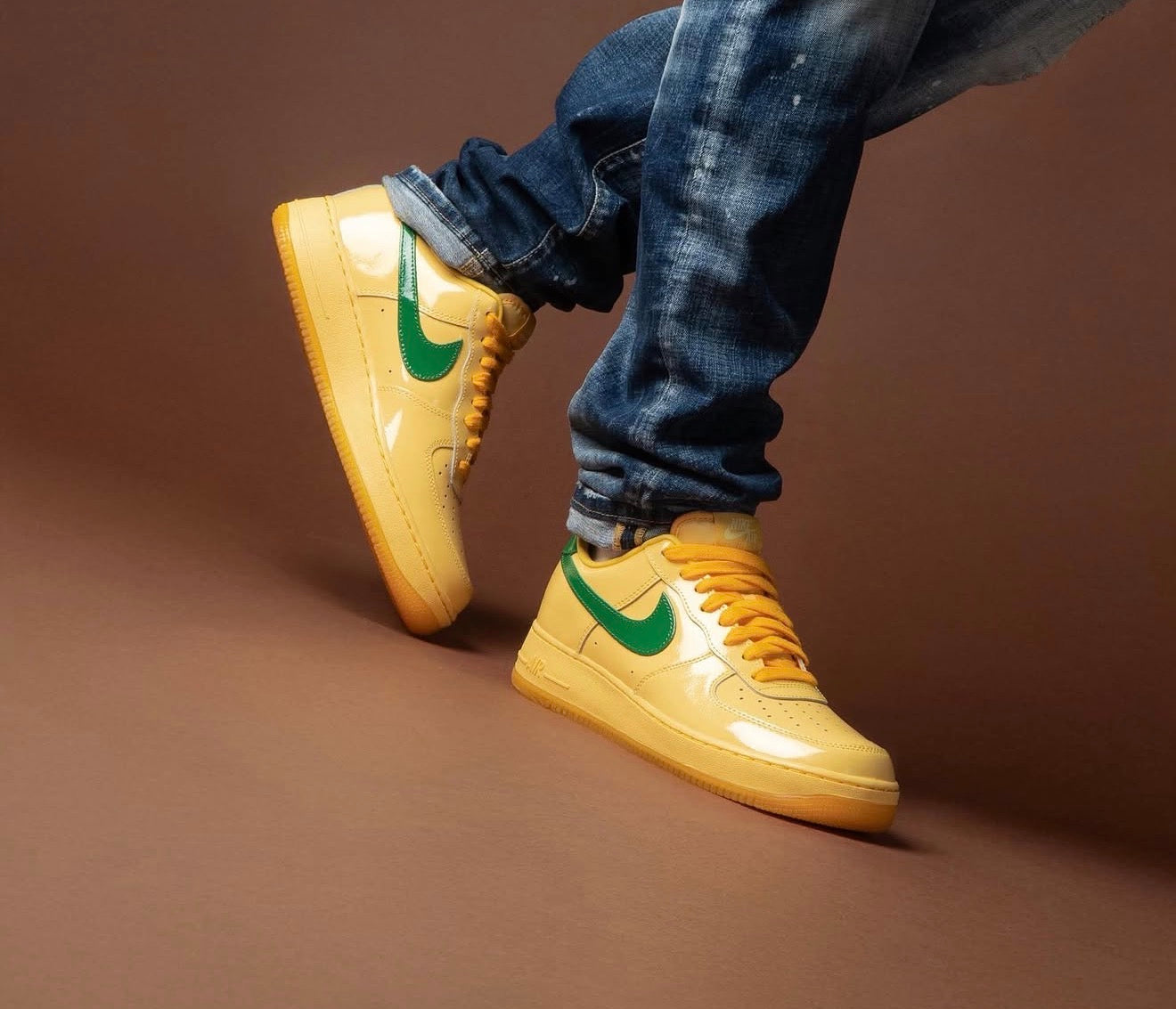 Airforce 1 Low Patent Leather Topaz Gold Pine Green