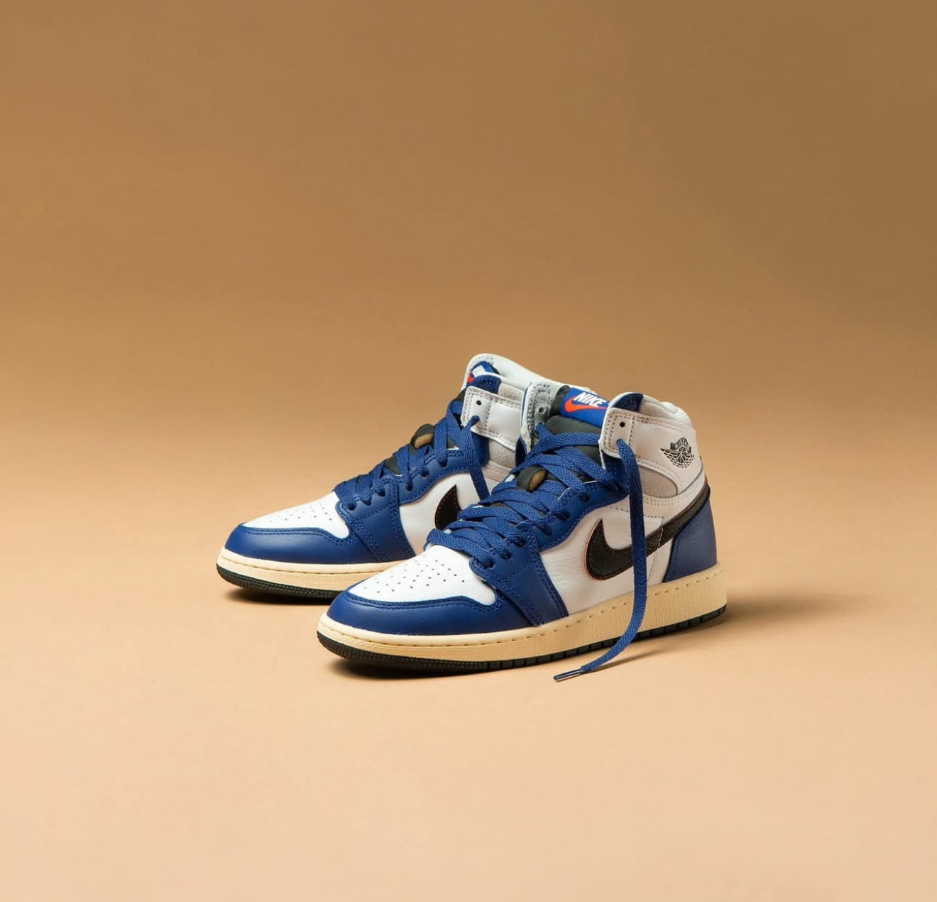 Air Jordan 1 Retro High OG Rare Air