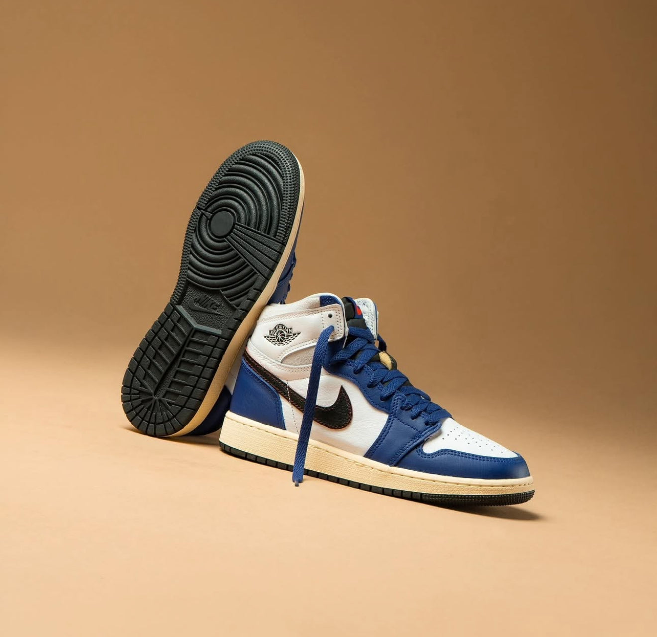 Air Jordan 1 Retro High OG Rare Air