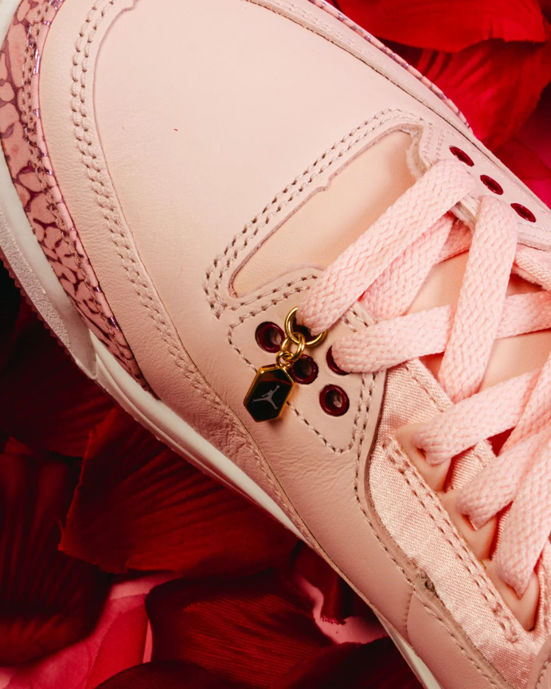 WMNs Air Jordan 3 Valentine's Day Treat Yourself