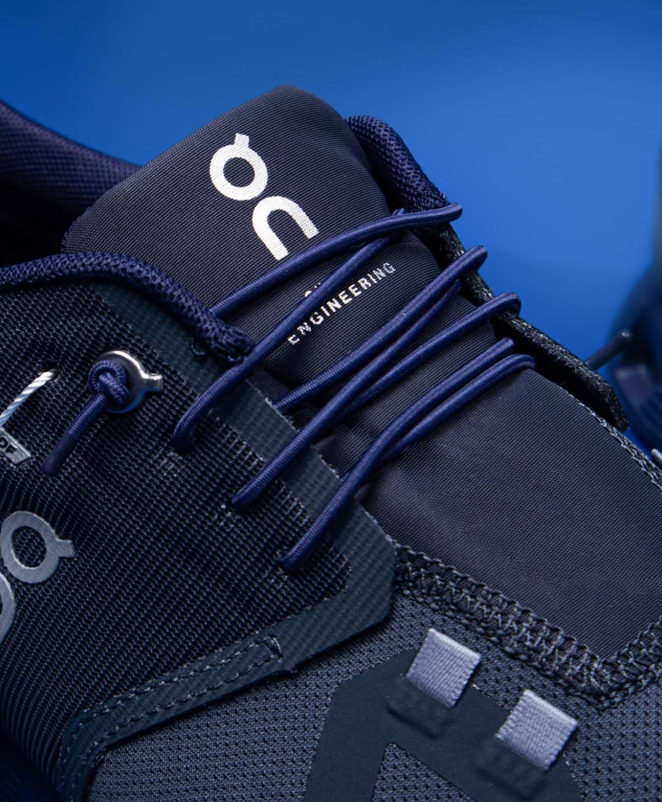 On Running Cloud 5 Waterproof Metal Navy