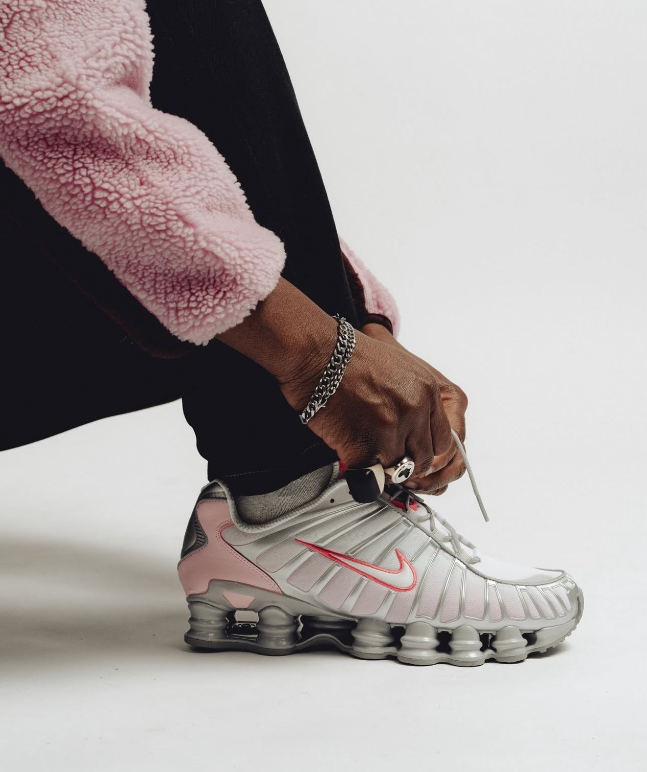 WMNs Shox TL Metallic Pink