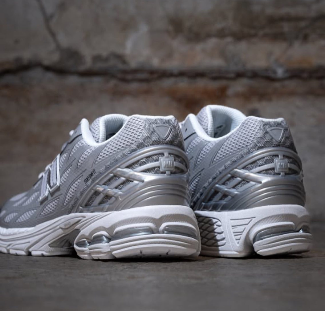 New Balance 1906W Silver Metallic