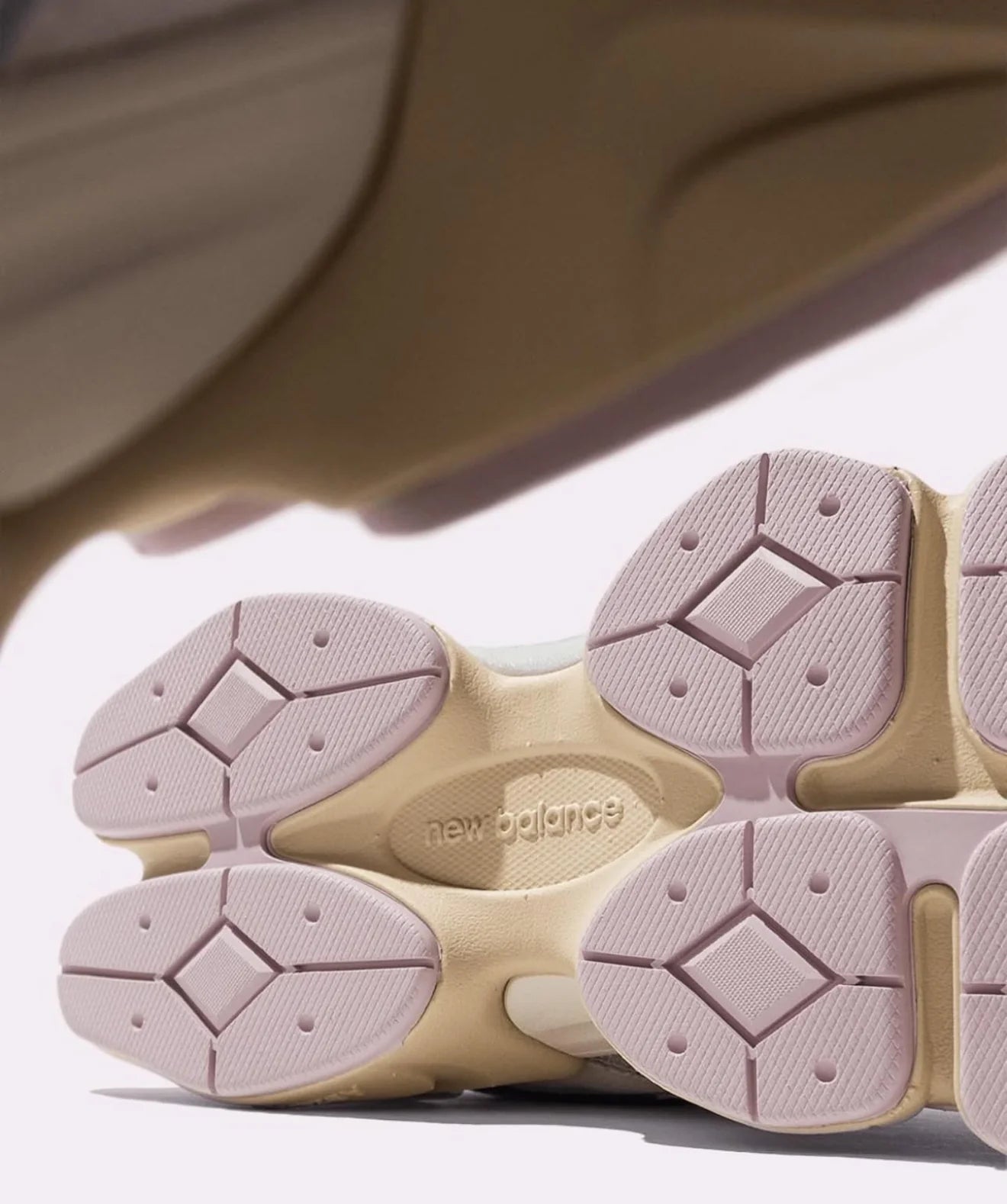 WMNs New Balance 9060 Grey Lilac