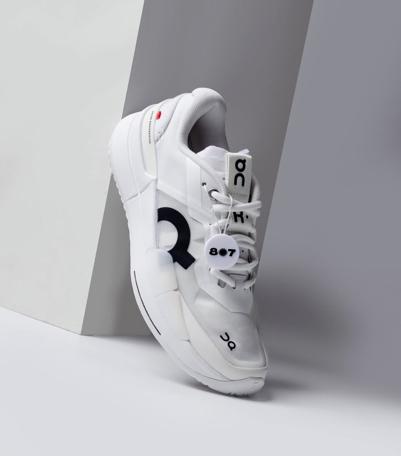 On The Roger Pro 2 Clay White Black
