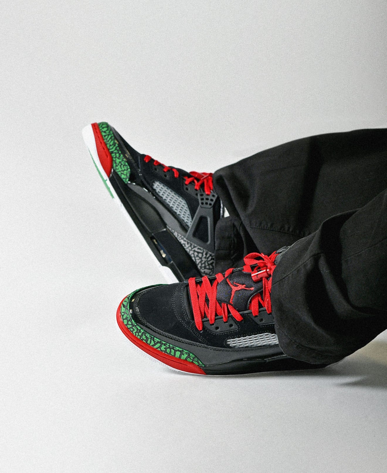 Jordan Spizike Low Black Classic Green White Varsity Red