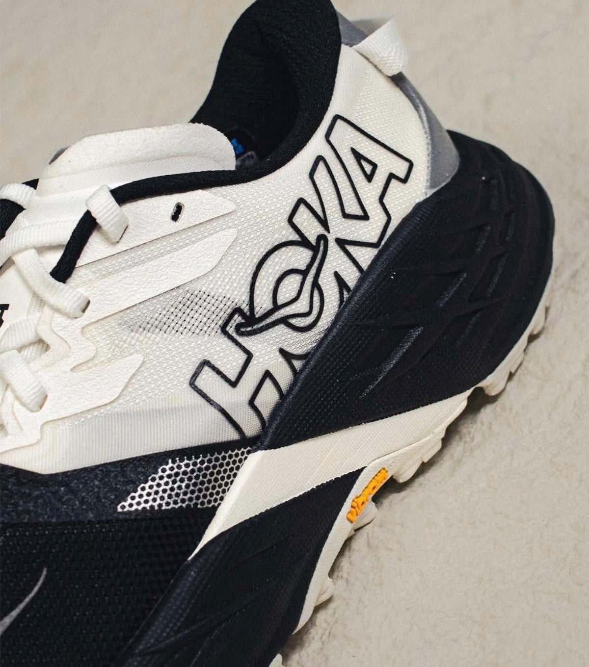 Hoka One One Speedgoat 7 Black White