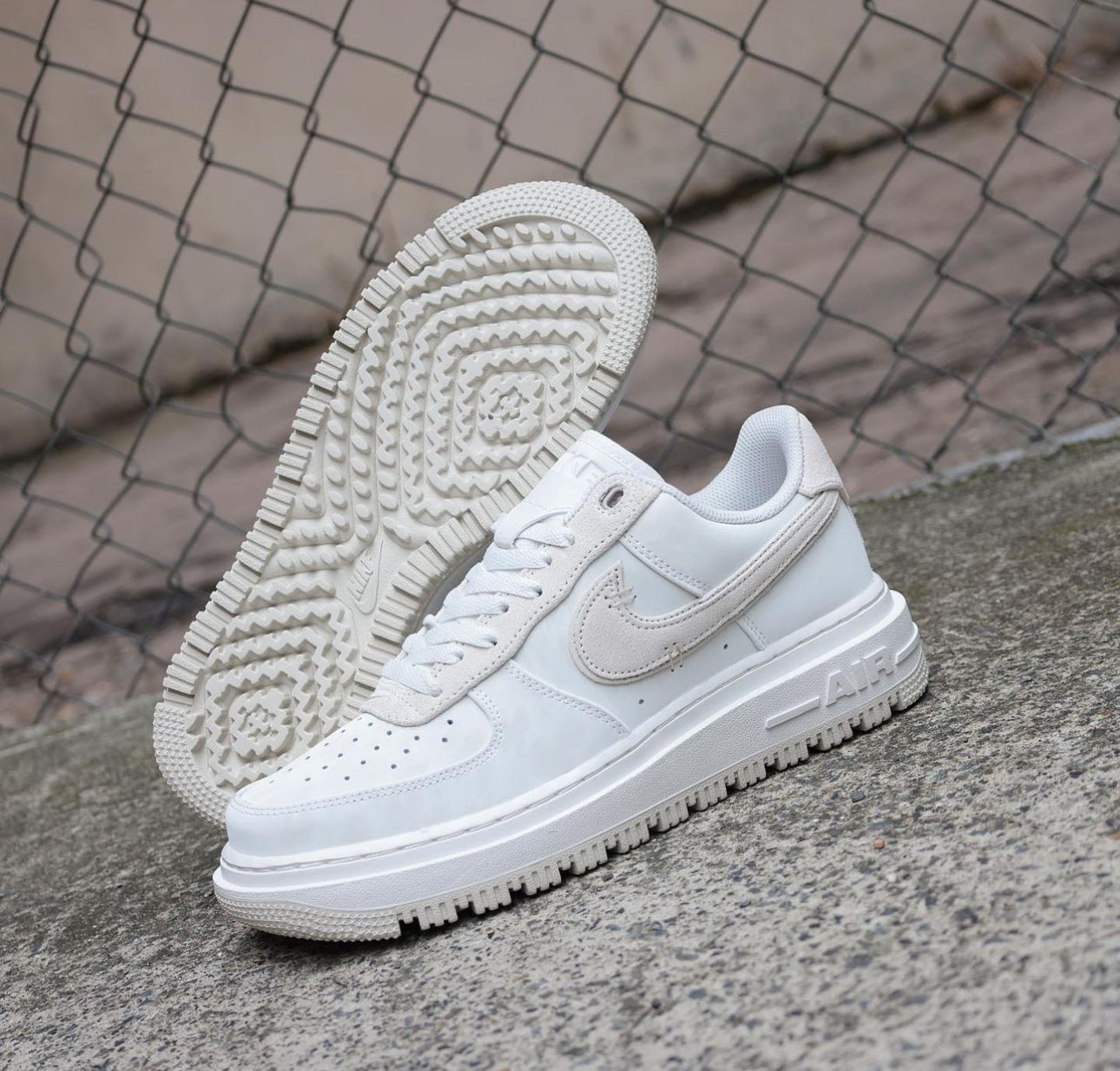 Airforce 1 Luxe Summit White