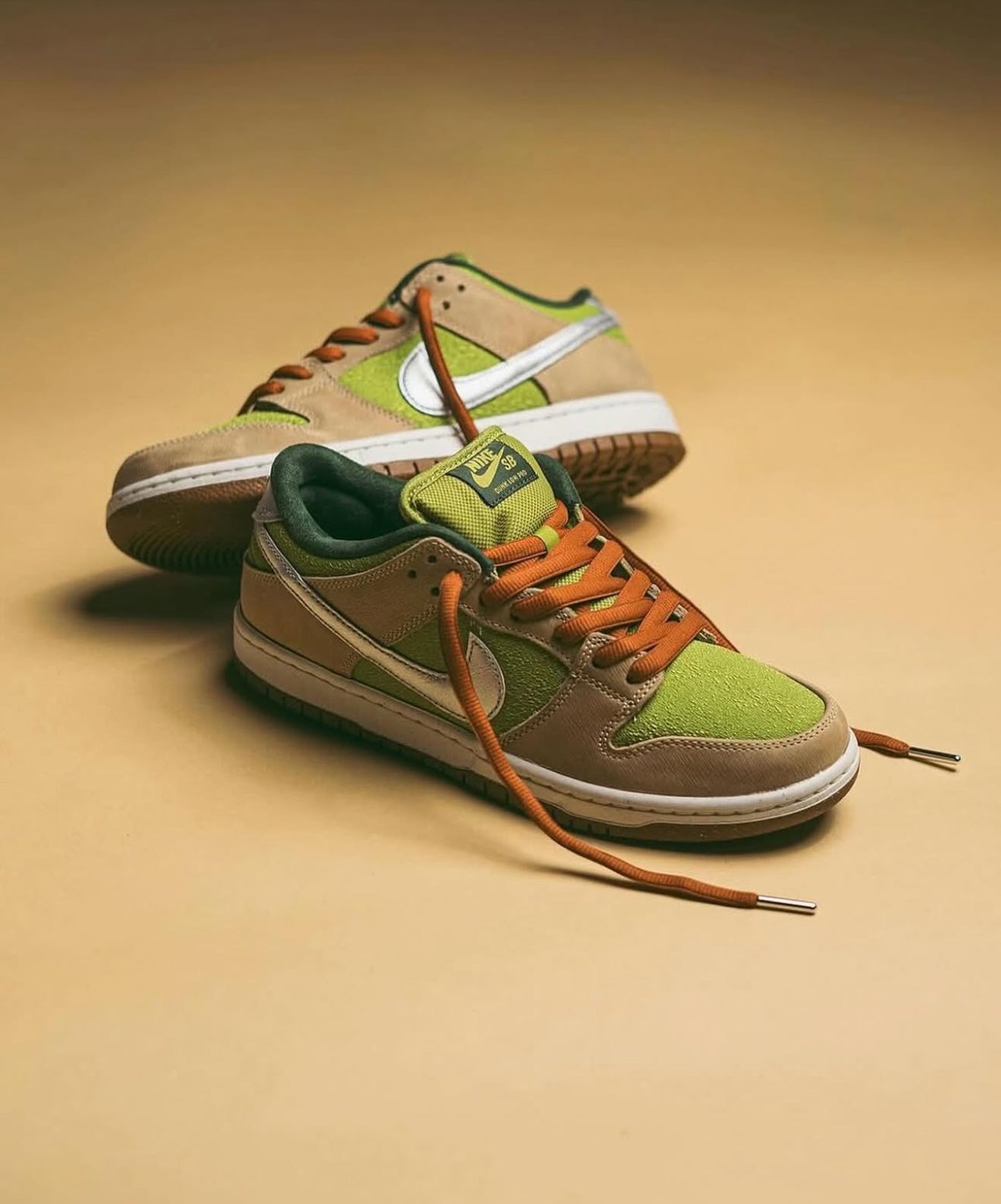 SB Dunk Low Escargot