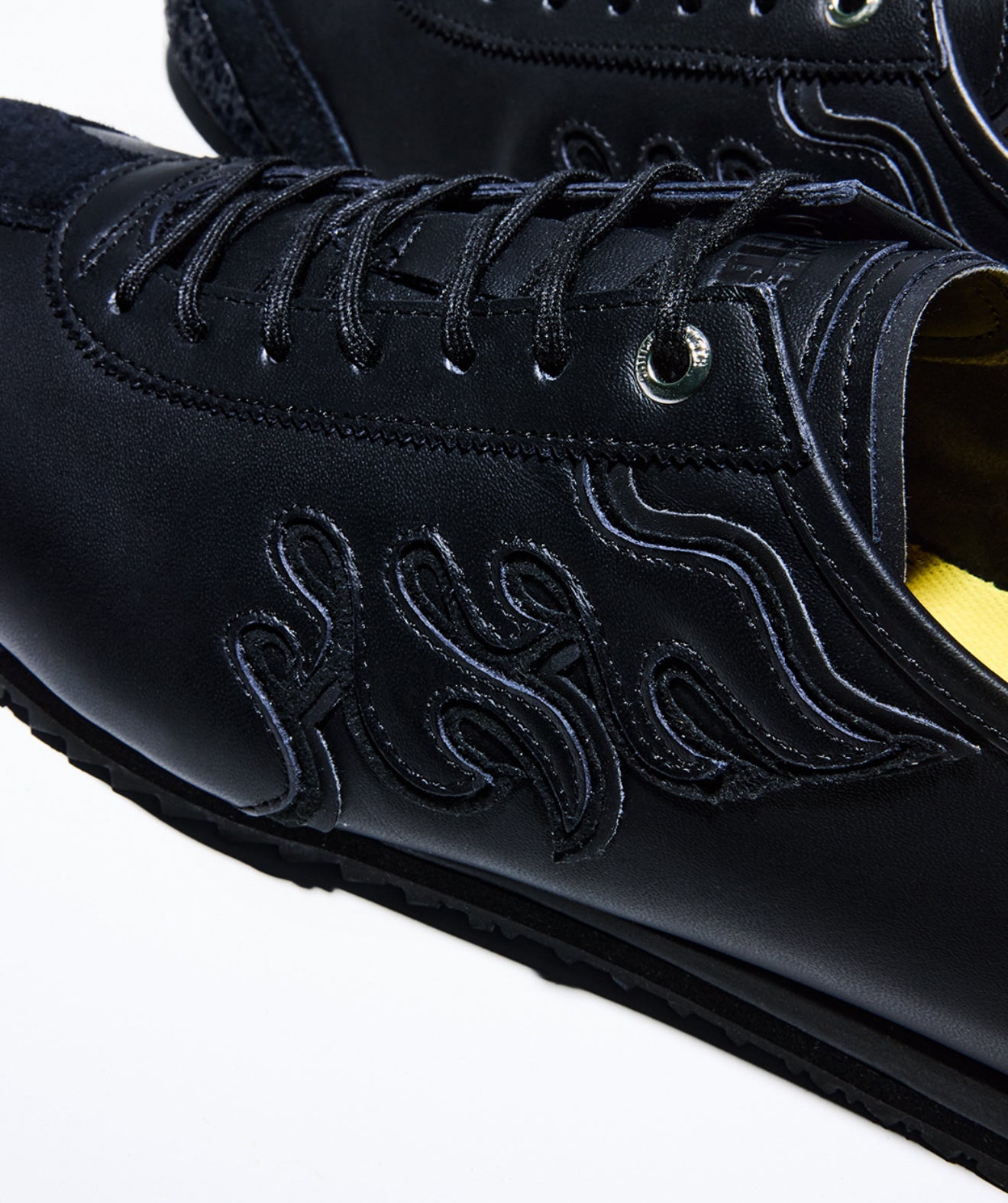 Mexico 66 Lace Up SD Black Flame
