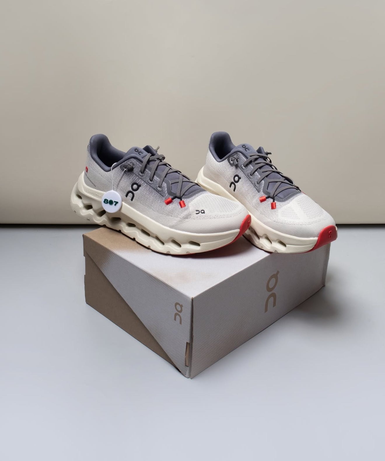 WMNs On Running Cloudtilt Rock sand