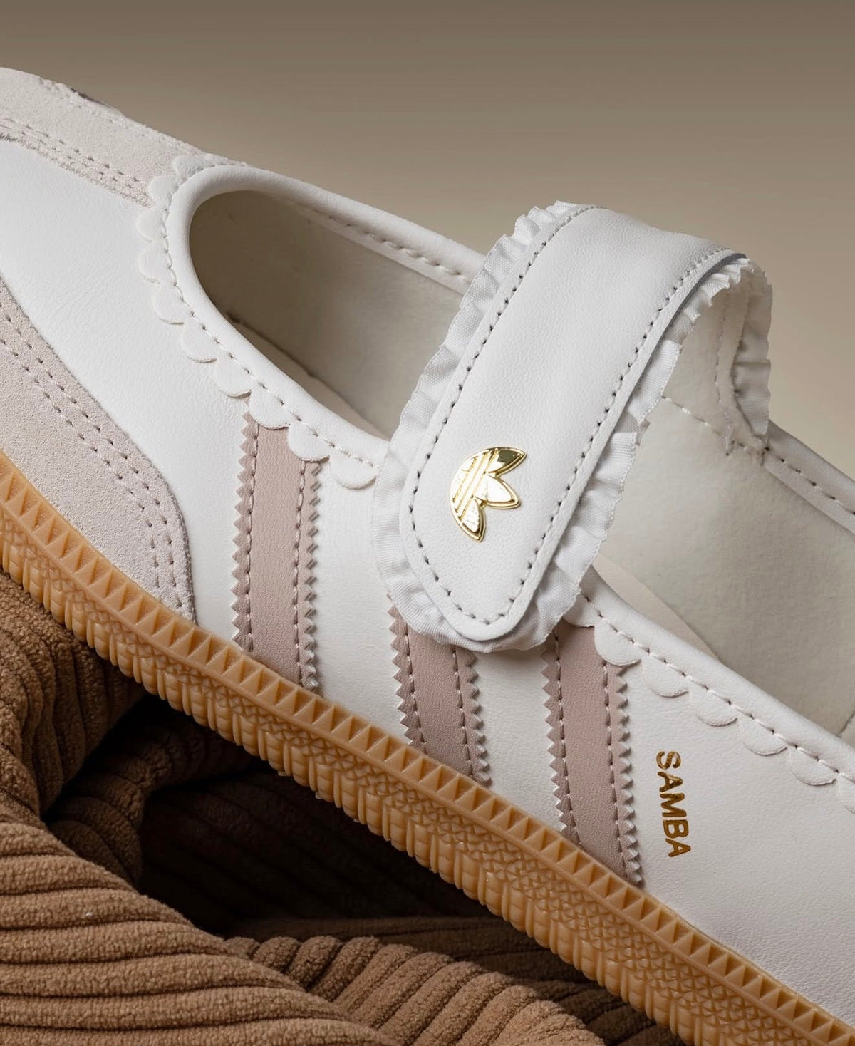 WMNs Samba Jane Ruffle Pack White Pink Gum