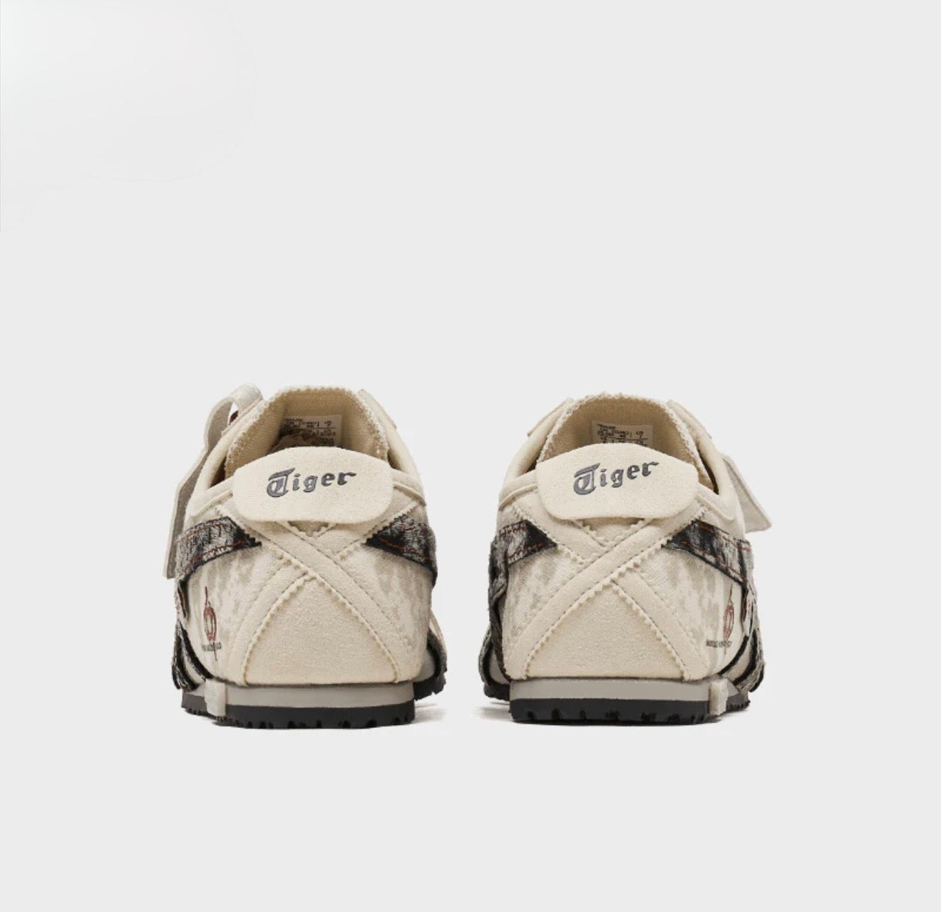 Mexico 66 Lace Up x Panda Prank ( Custom )