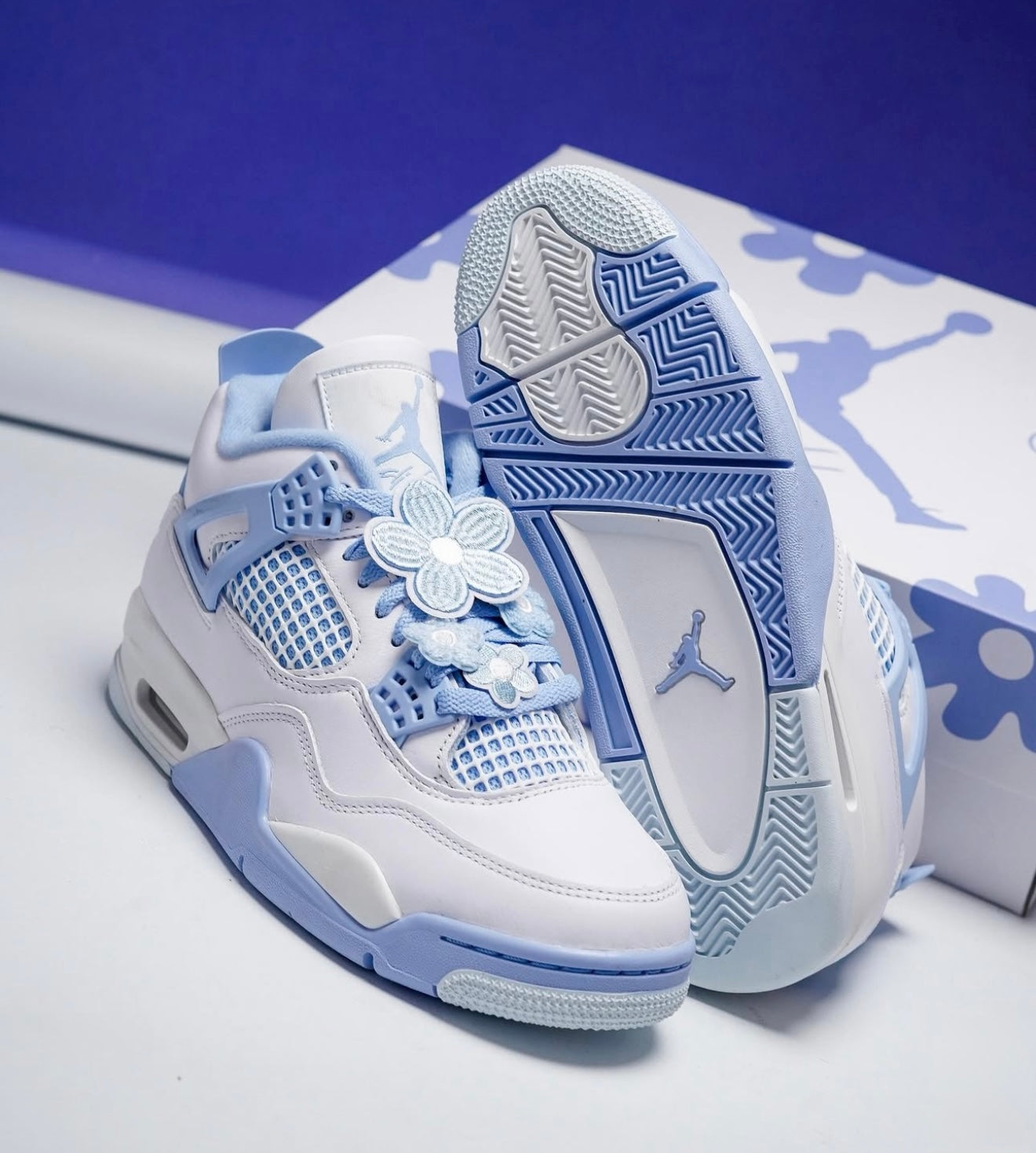 WMNs Air Jordan 4 Retro Forget Me Not