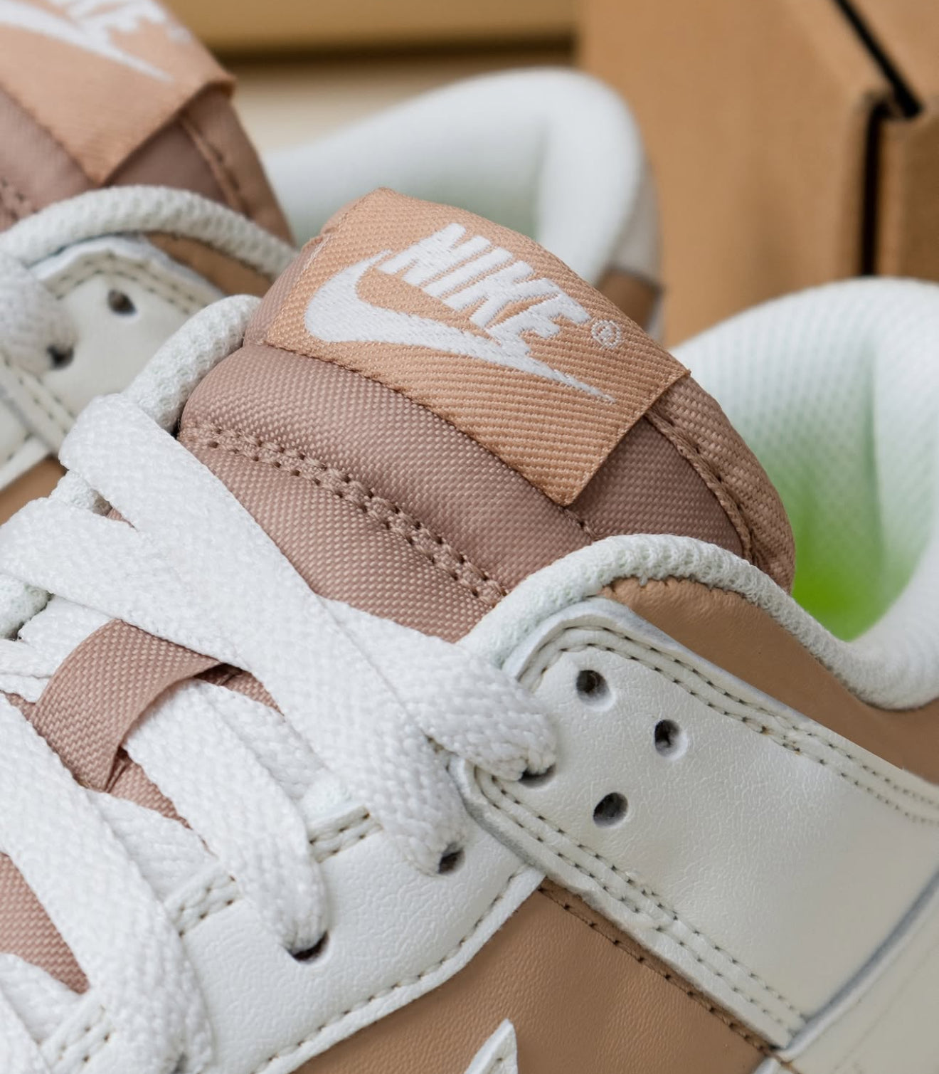 WMNs Dunk Low next nature beige sail