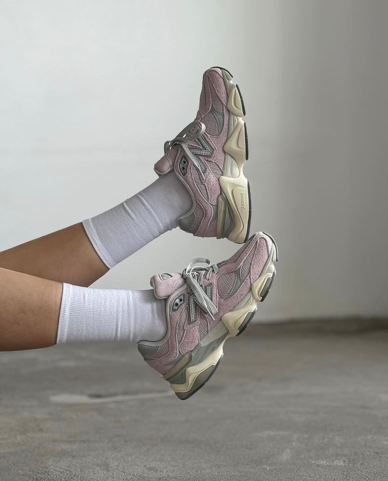 WMNs NB Balance 9060 December Sky