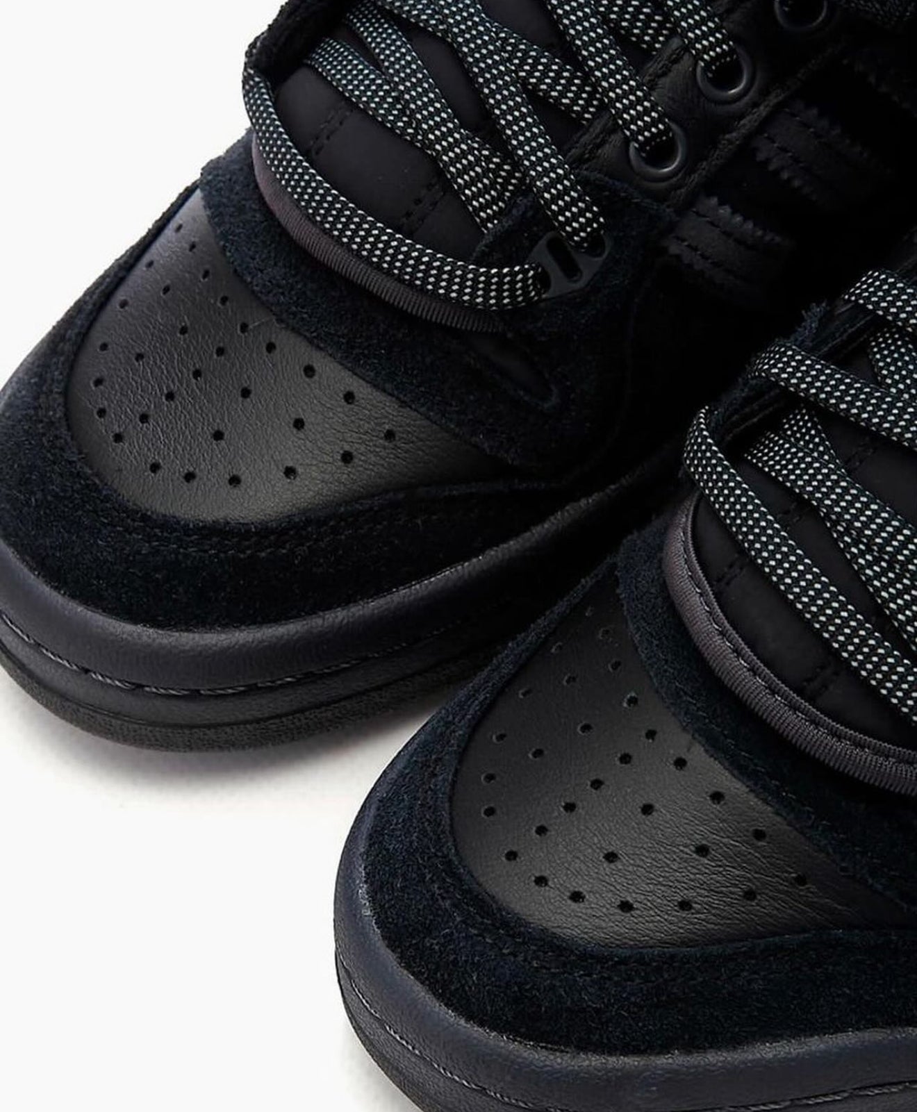 WMNs Forum Low Bad Bunny Back to School