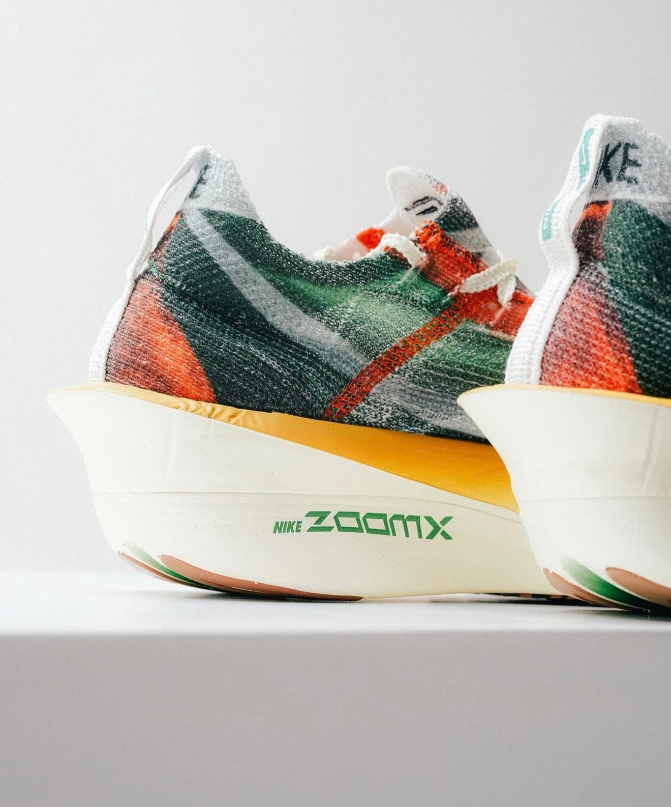 Air Zoom Alphafly Next% 3 International Running Pack The Sting
