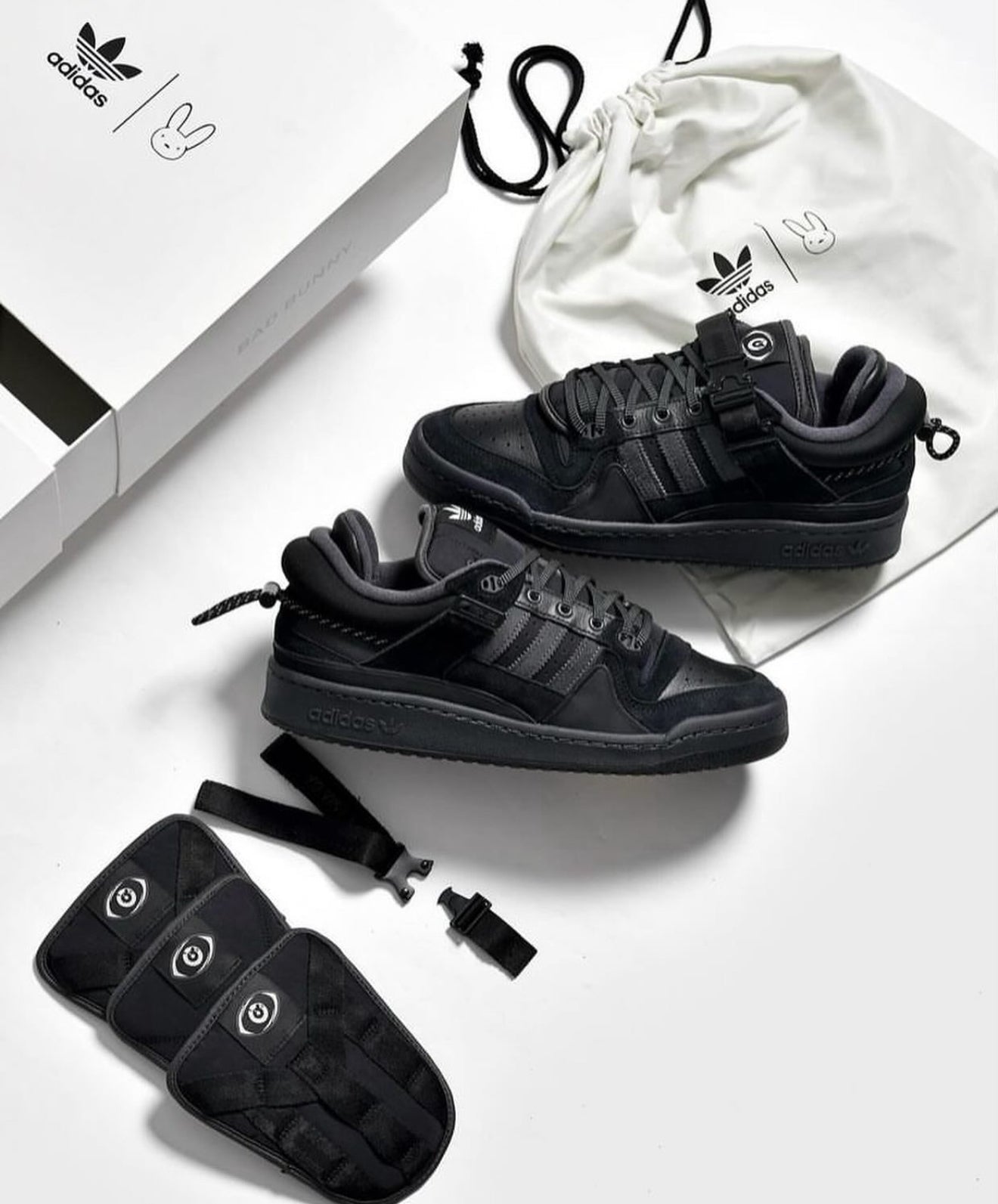 WMNs Forum Low Bad Bunny Back to School