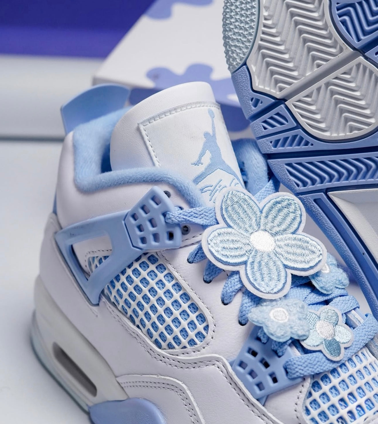 WMNs Air Jordan 4 Retro Forget Me Not