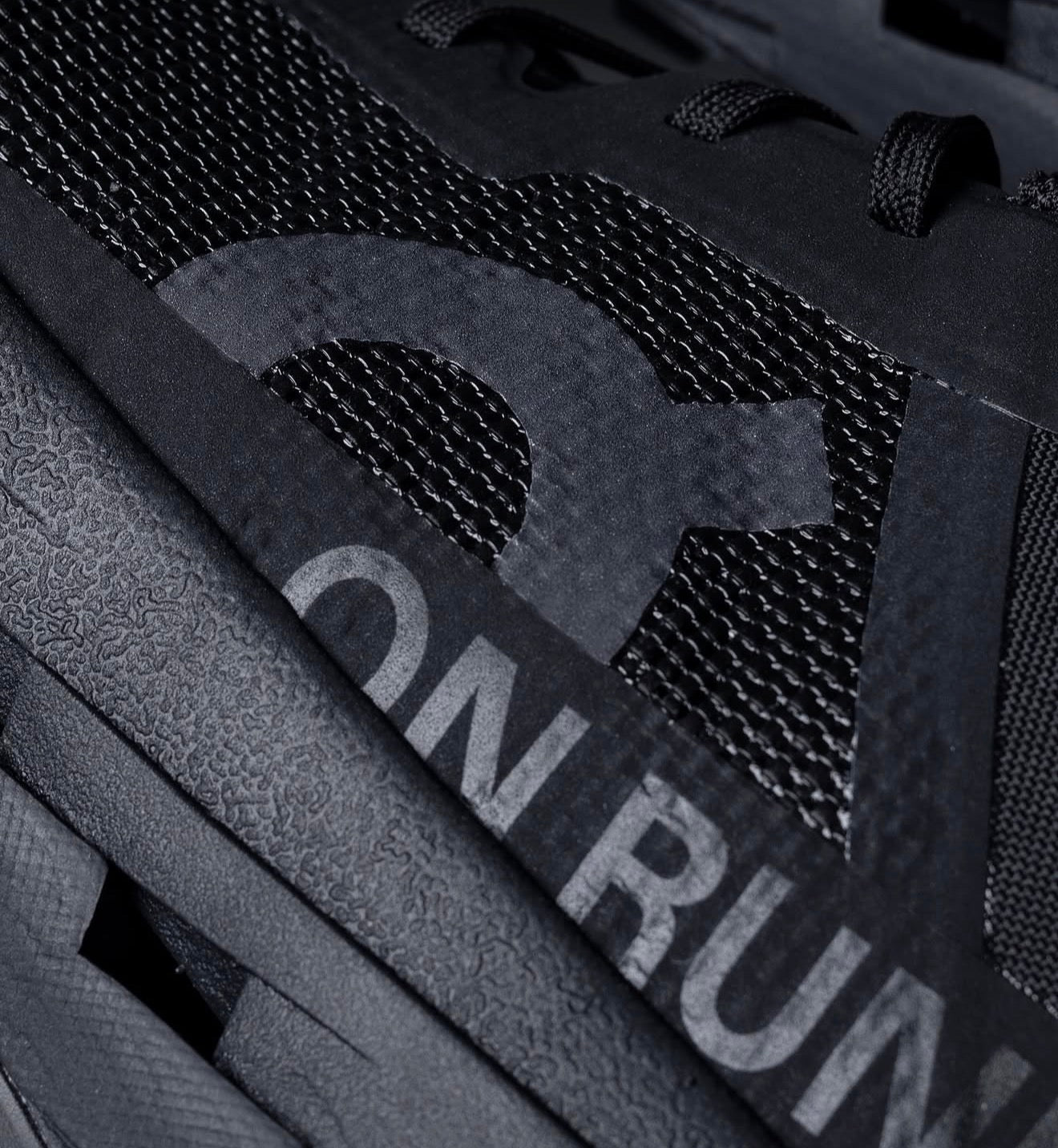 On Running Cloudultra 3 Black