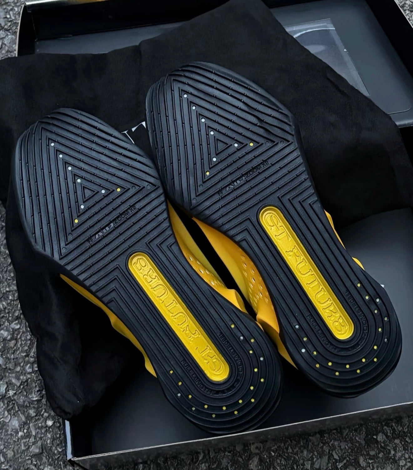 GT Future Lightning