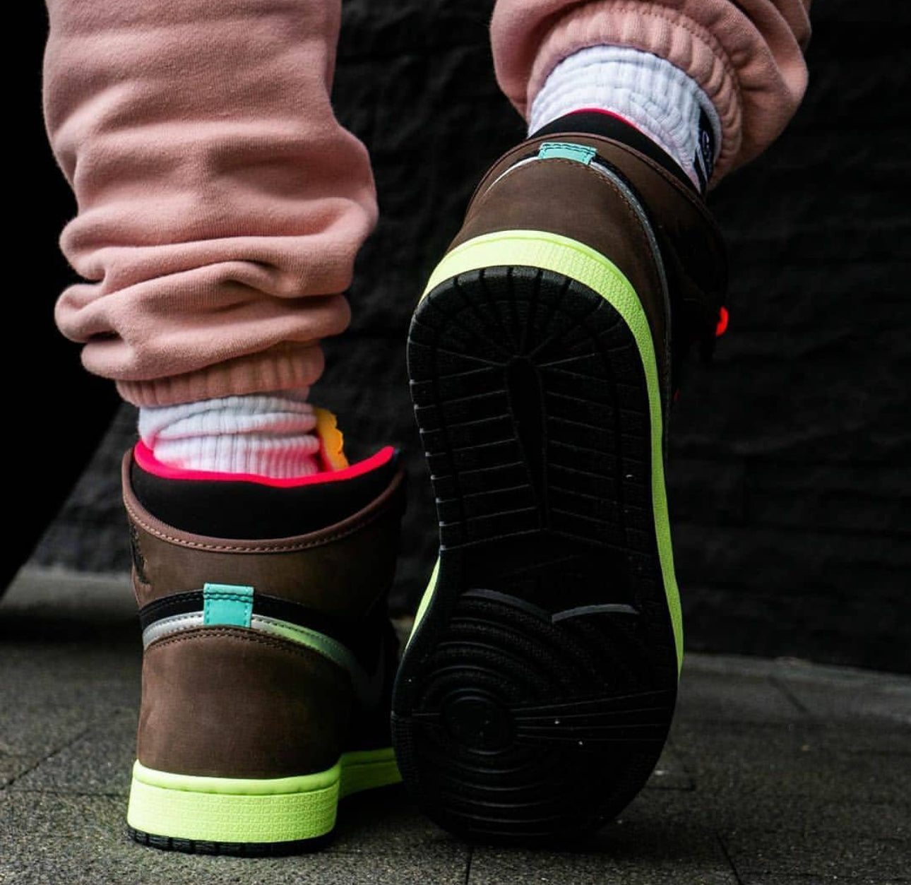 Air Jordan Retro 1 High Biohack