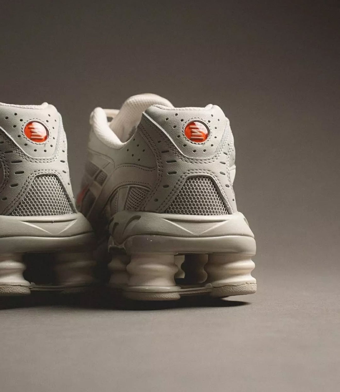 Shox Ride 2 Light Bone Turf Orange