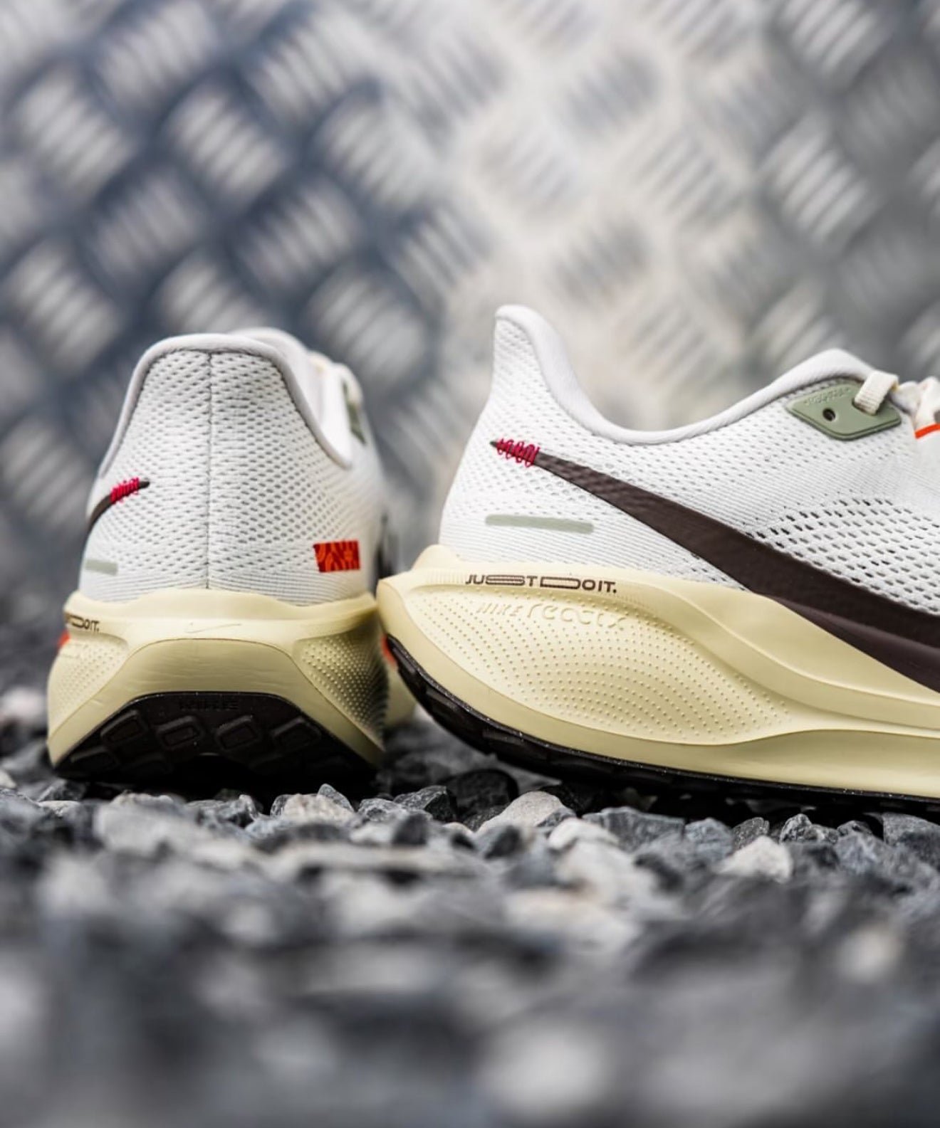 Air Zoom Pegasus 41 Sail Light Khaki Safety Orange