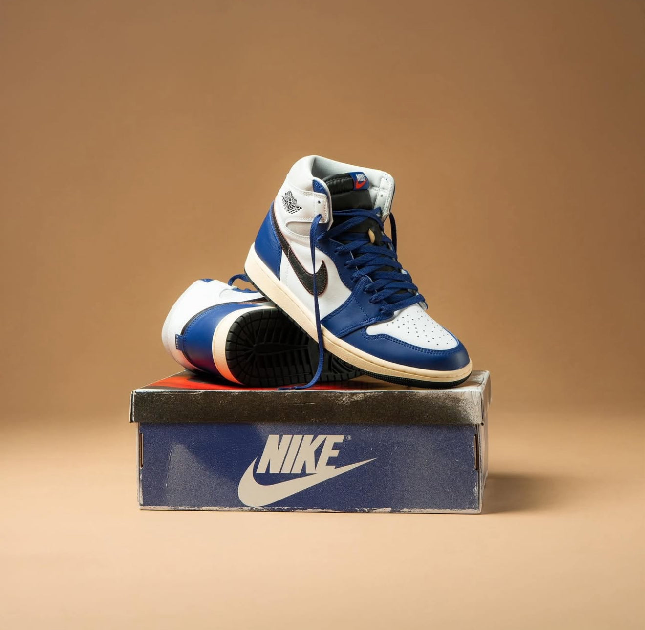 Air Jordan 1 Retro High OG Rare Air