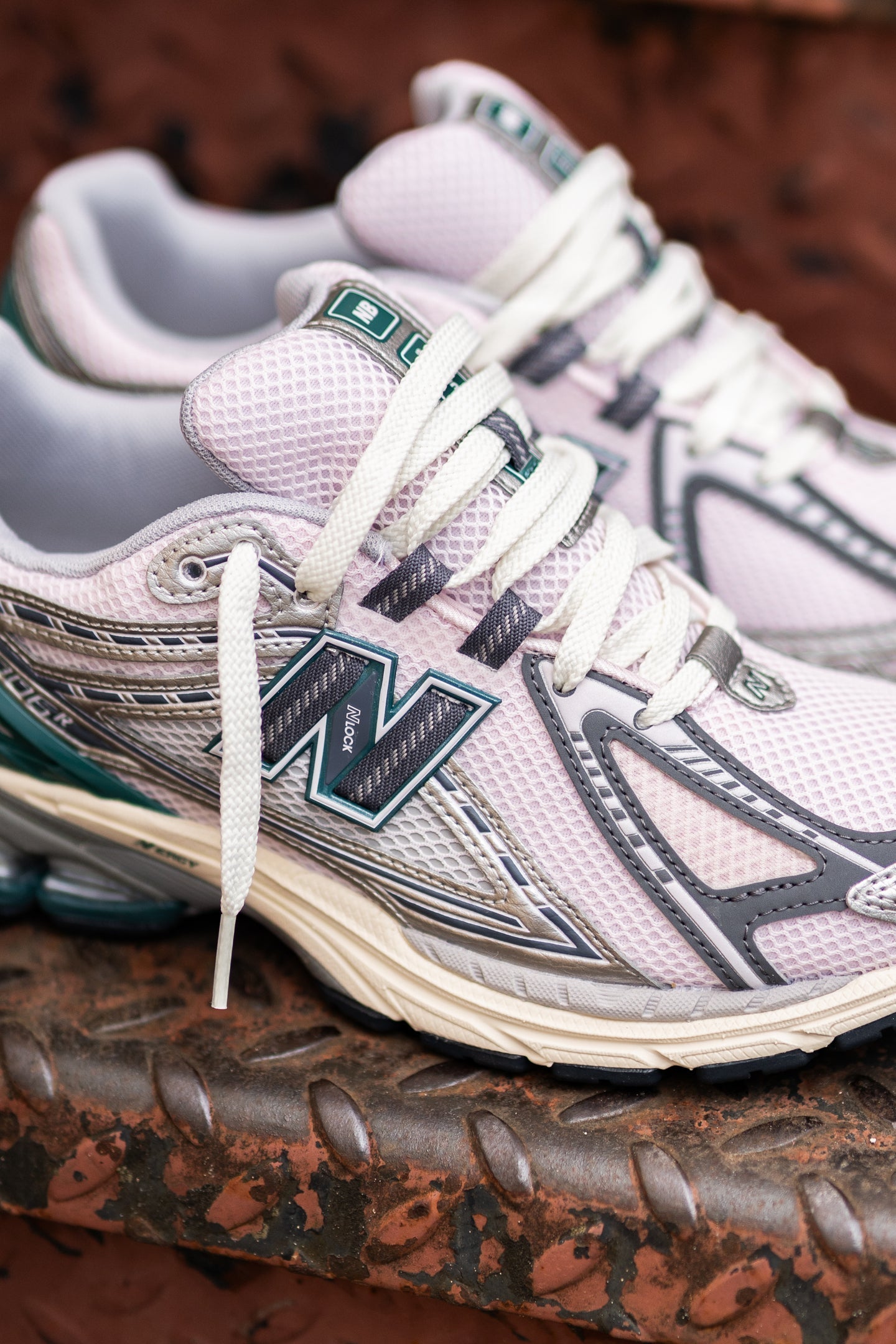 New Balance 1906R Granite Metallic