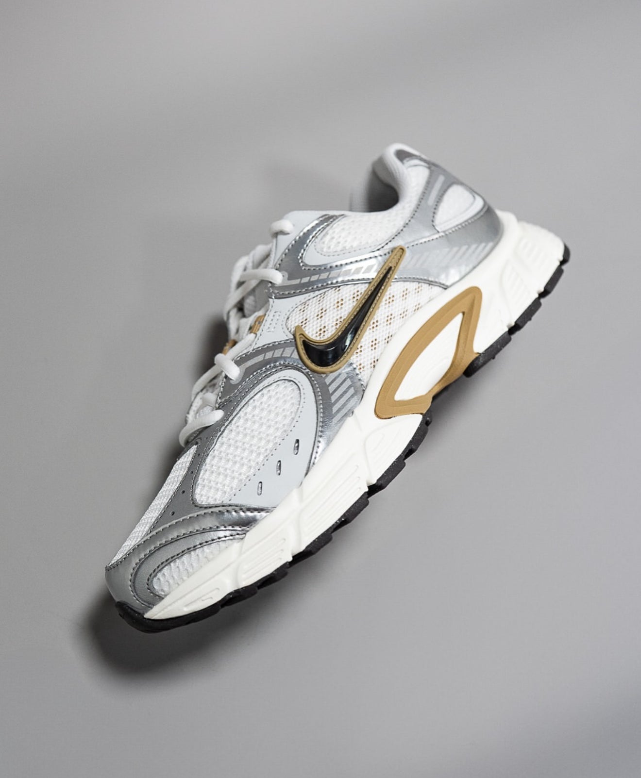 V5 RNR Parachute Beige Metallic Pewter