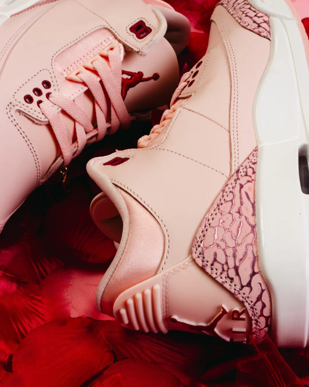 WMNs Air Jordan 3 Valentine's Day Treat Yourself
