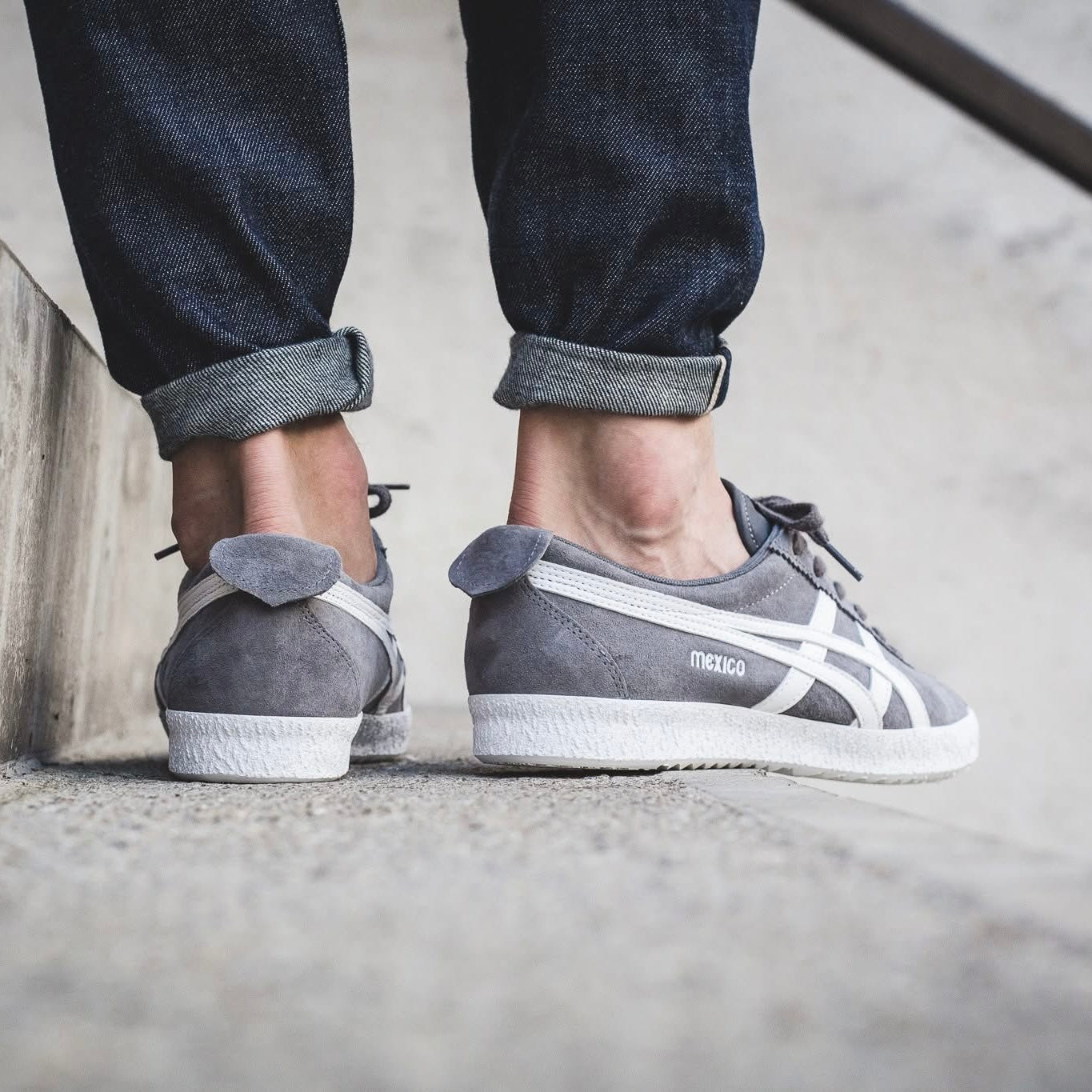 Mexico 66 Lace Up Delegation Grey White