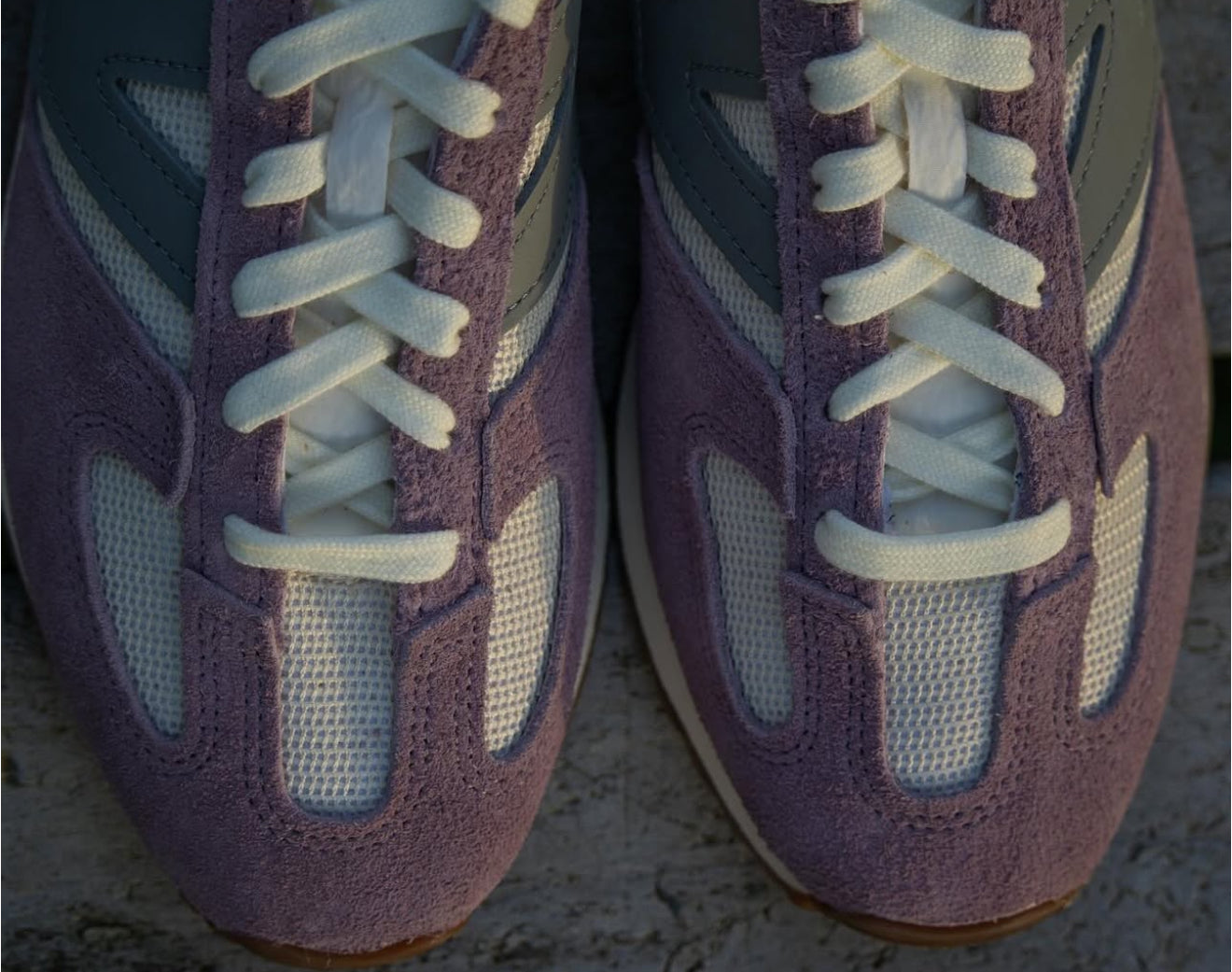WMNs New Balance 471 Black Light Chrome Blue Slate Grey