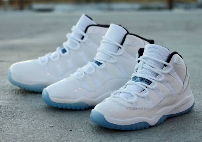 Air Jordan 11 High “Legend Blue”