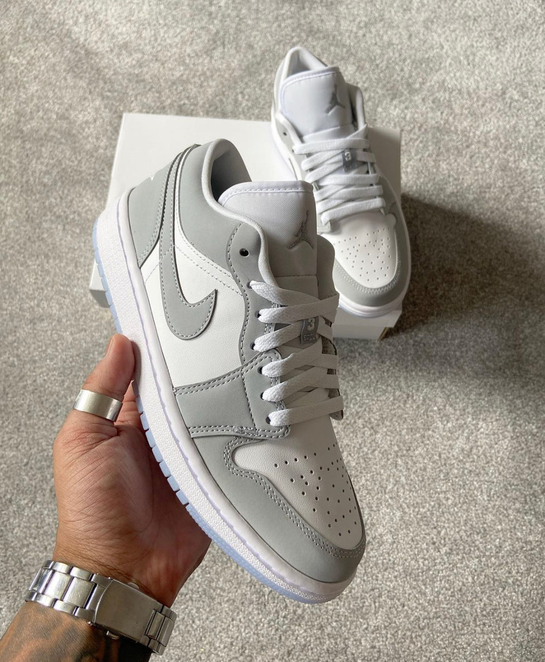 Air Jordan 1 Low “ Wolf Grey “