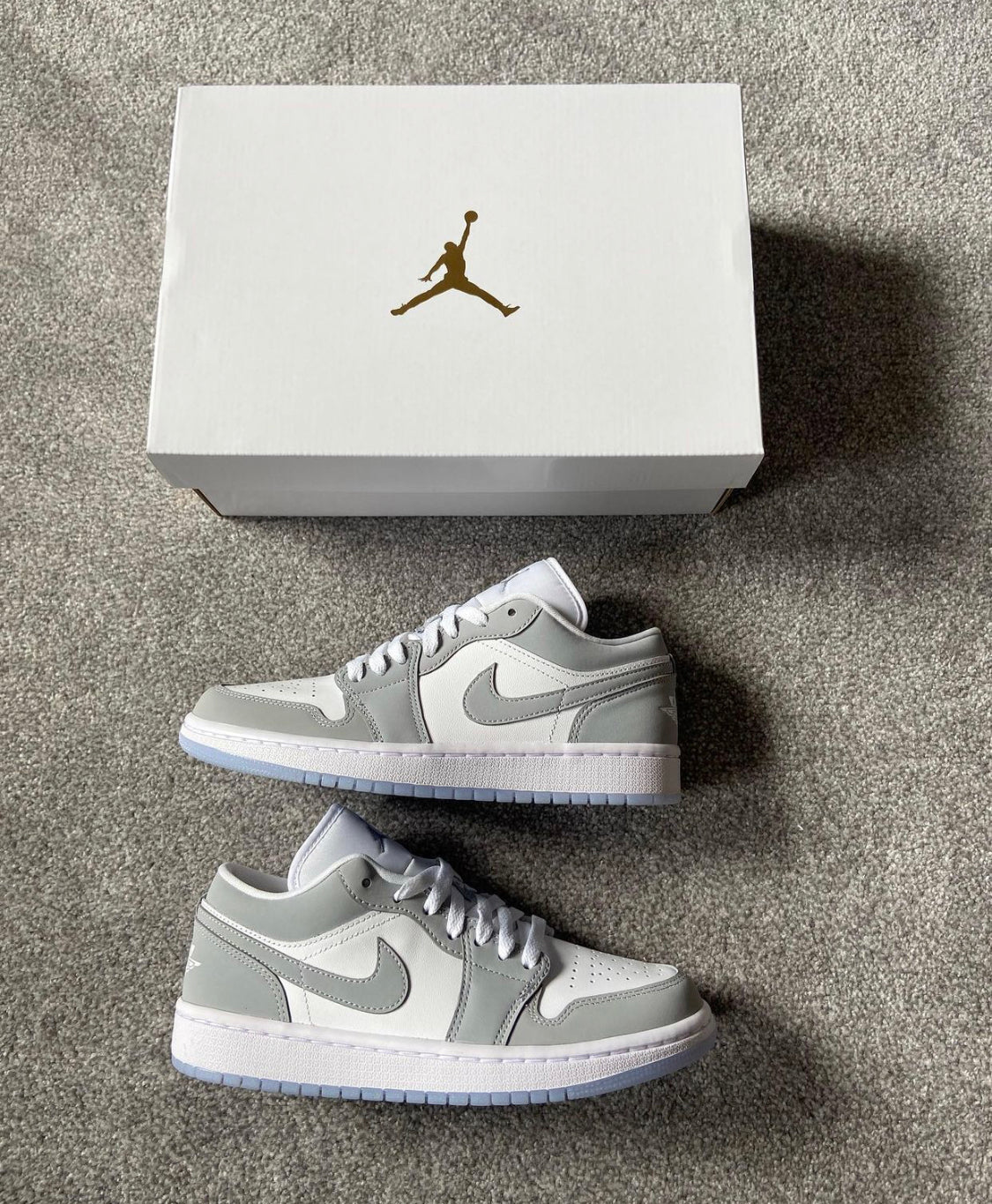 Air Jordan 1 Low “ Wolf Grey “