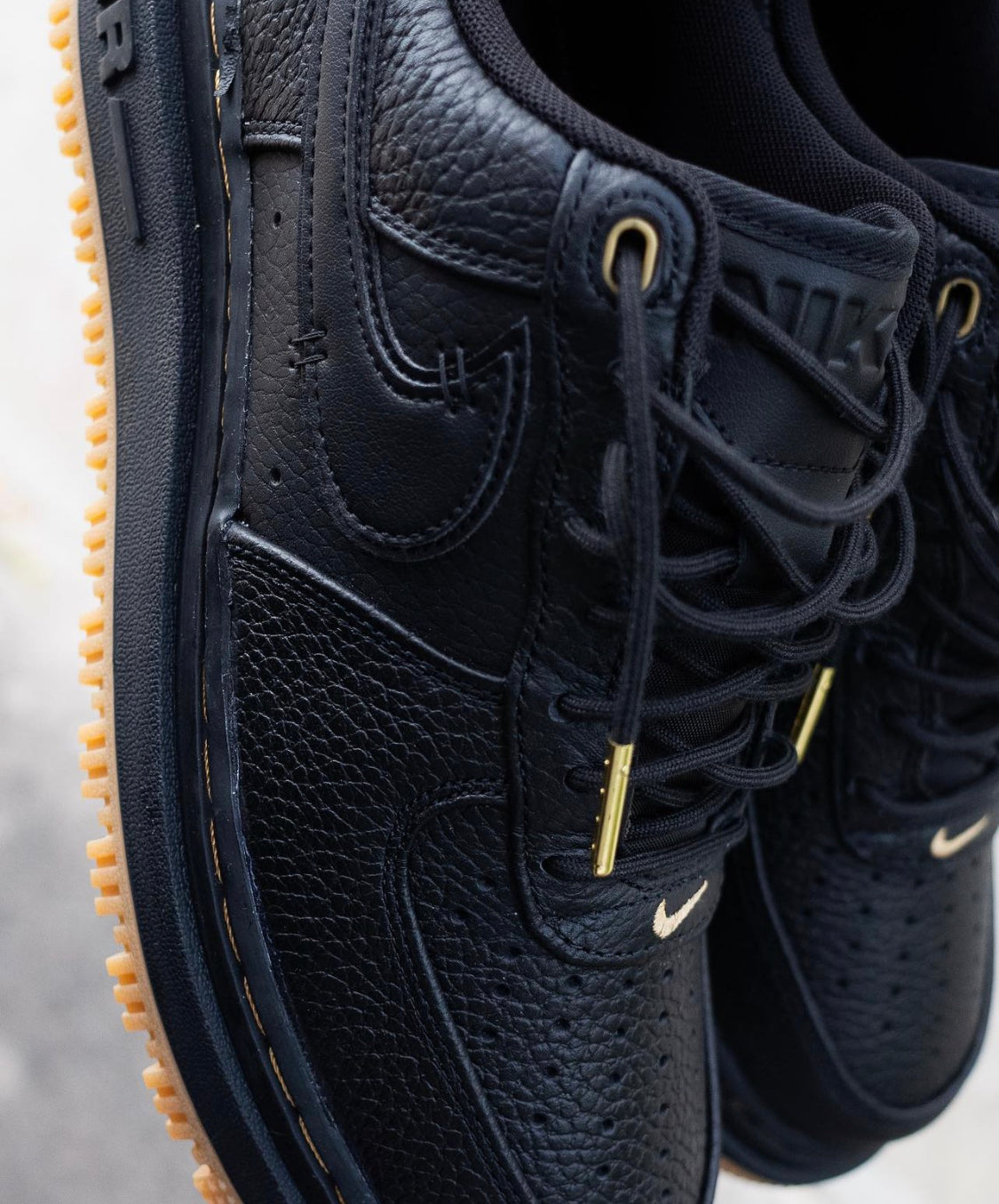 Airforce 1 Luxe “ Black Gum “