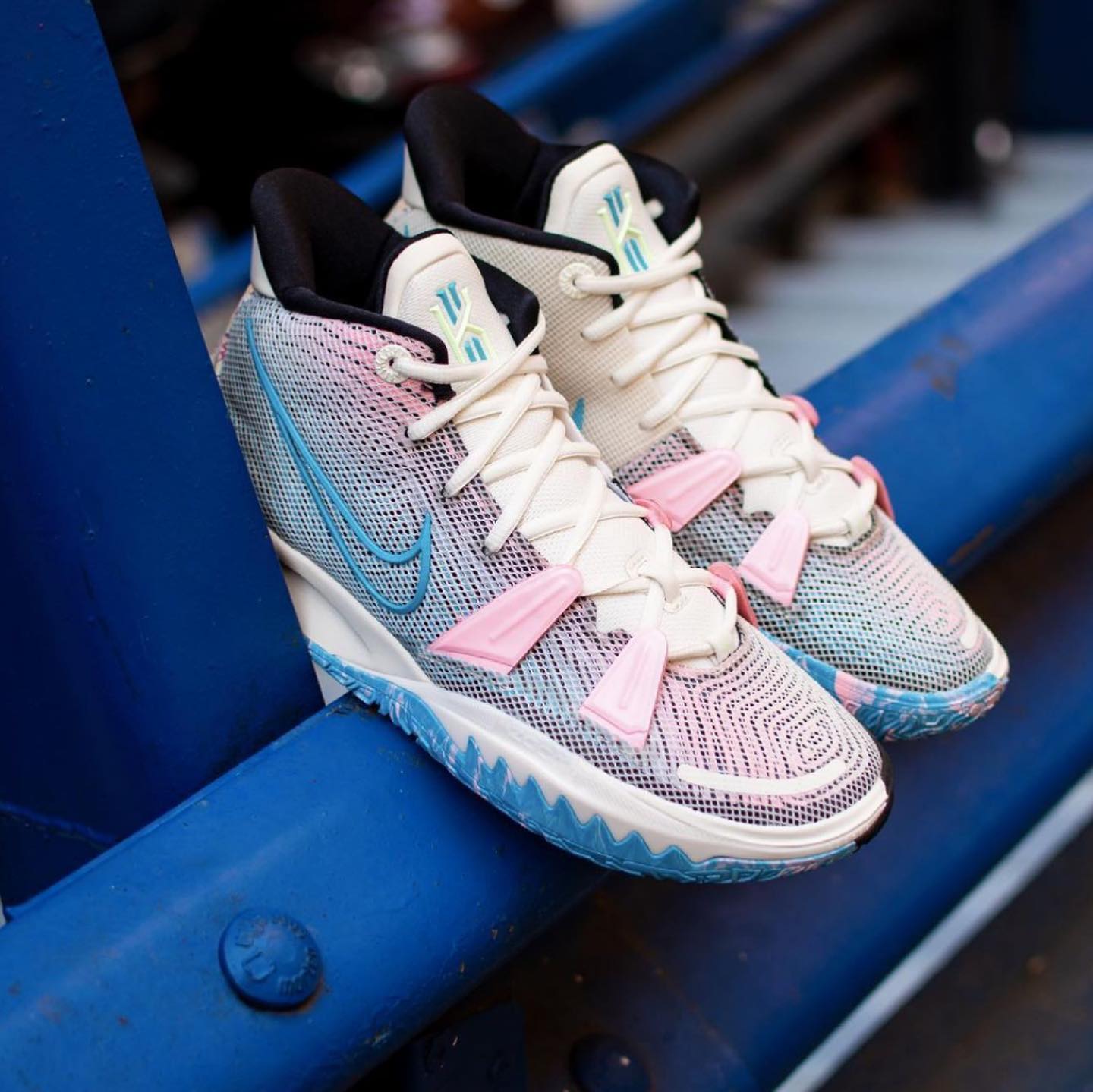 Kyrie Irving 7 Pale Ivory