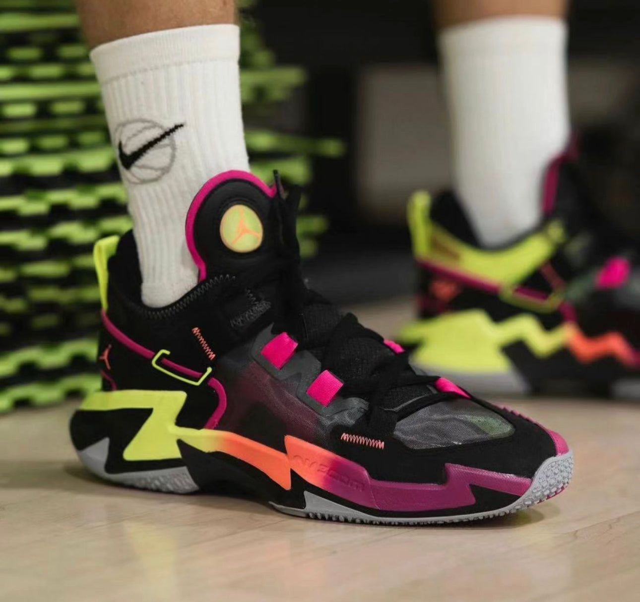 Jordan Why Not Zer0.5 Raging Grace