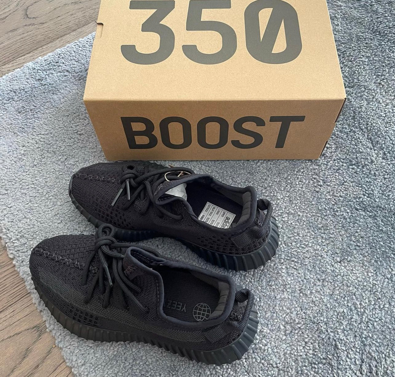 Yeezy Boost 350 V2 Onyx