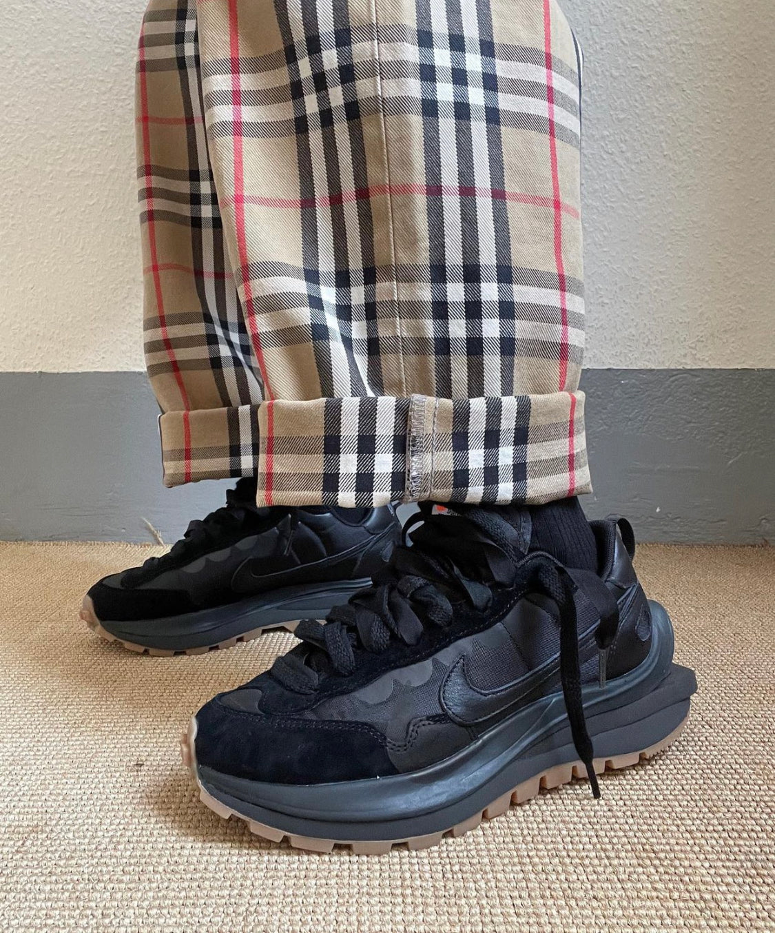 Air Sacai x Vaporwaffle Off Noir