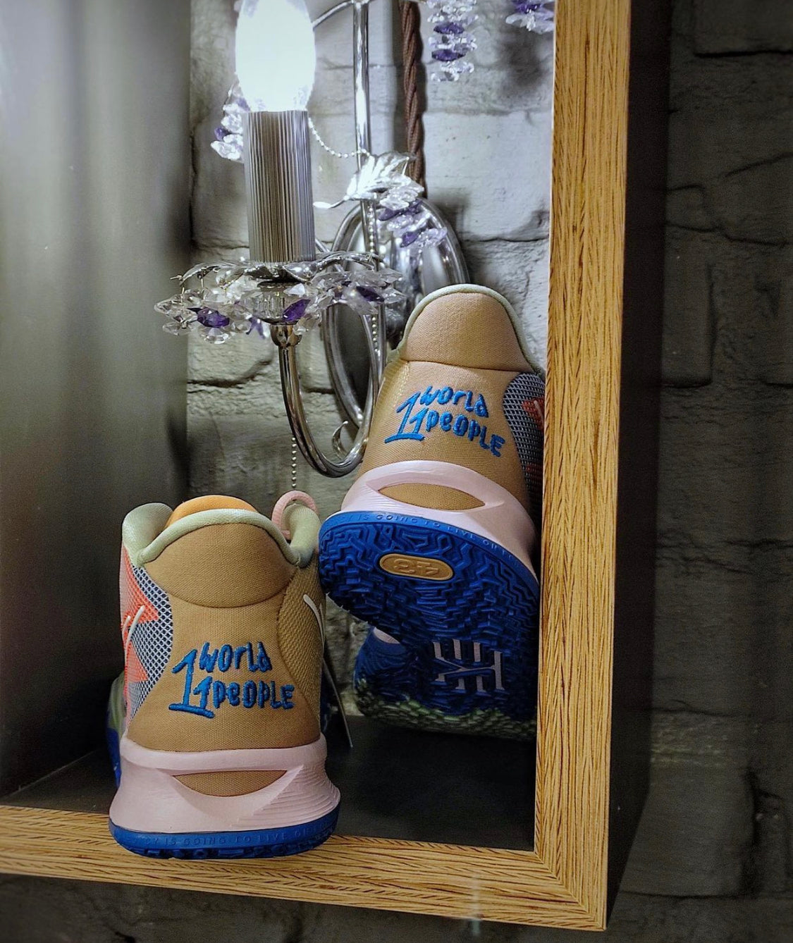 Kyrie Irving 7 “ 1 World 1 People “